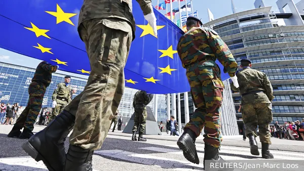 Евросоюз перерождается в военный блок агрессивнее НАТО