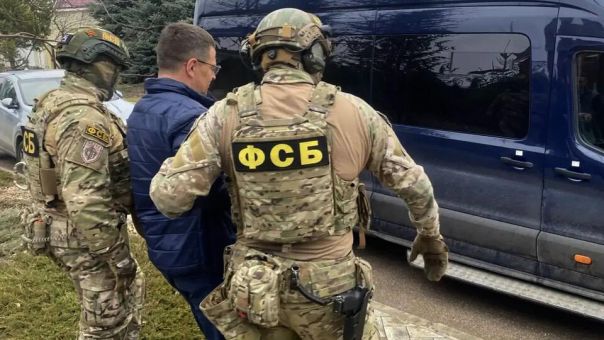 Бывшего топ-менеджера завода на Урале задержали за подкуп на десятки миллионов