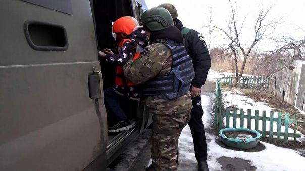 Бойцы "Центра" провели сложнейшую спецоперацию по спасению жителей Родинского