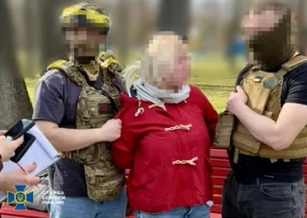 Сказки от СБУ: харьковчанка из парка корректировала БПЛА по жилому дому в «реальном времени»