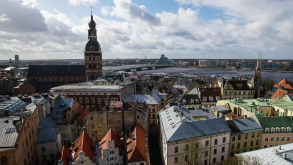 Дети в Латвии стали хуже учиться из-за запрета русского, рассказал активист