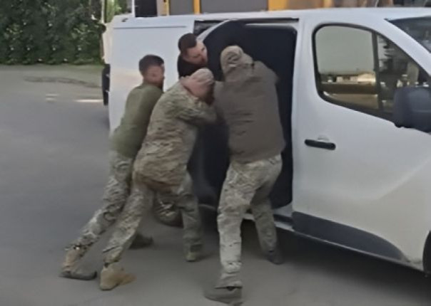 Вместо ТЦК — сельские воеводы. На Украине предлагают посадить в каждом селе представителя по обороне