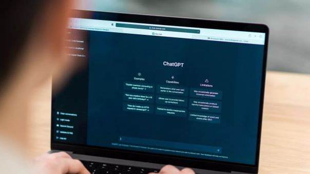 Киев похвастался инновационной разработкой – новый чат GPT для мовнюков