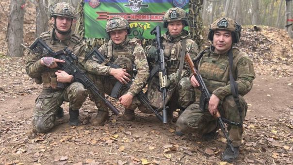 «Главное — не мотивация, а то, каким человек становится на фронте»: штурмовики рассказали, какие качества важны в бою