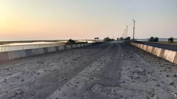Мост в районе Чонгара на границе с Крымом пострадал после атаки ВСУ