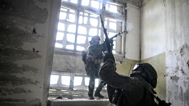 Российские бойцы прорывают оборону ВСУ в Константиновке