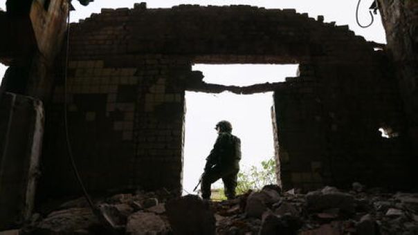 Бойцы с помощью трофейных раций следили за ВСУ при освобождении Новоселовки