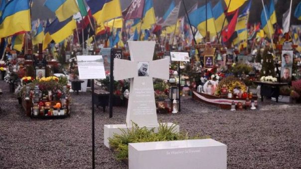 Теперь официально: Украина стремительно умирает. Хорошо ли это для России?
