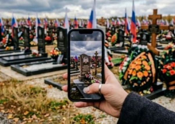«Кладбищенский развод». Украинские колл-центры наживаются на горе, а россиян отправляют за решётку за госизмену