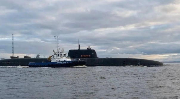 Атомная подводная лодка «Хабаровск» вышла в море для прохождения заводских ходовых испытаний.