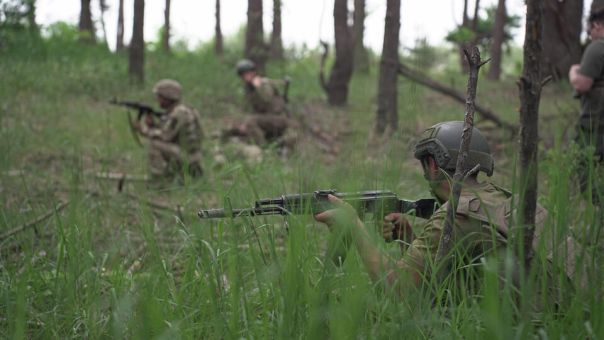 Боевики ВСУ устроили перестрелку с сослуживцами под Сумами