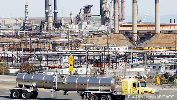 WSJ: глава Chevron предупредил о наступлении топливного кризиса