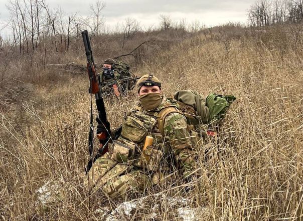 «Броня у него горела»: боец с позывным Ирбис рассказал о работе группы эвакуации в зоне СВО
