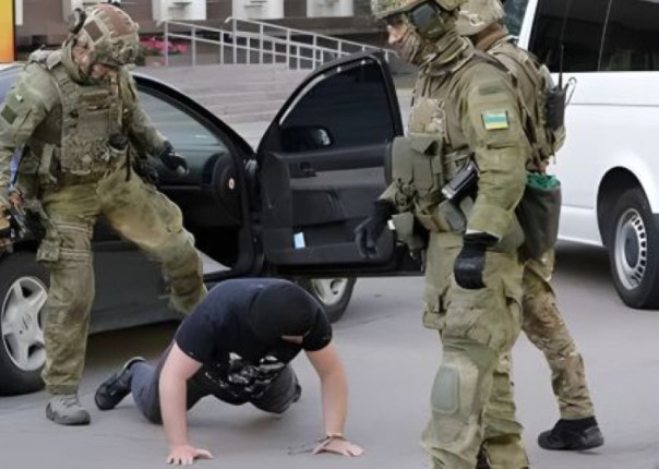 На Украине возмутились штрафами за русский язык, в то время как на нем говорят спецслужбы