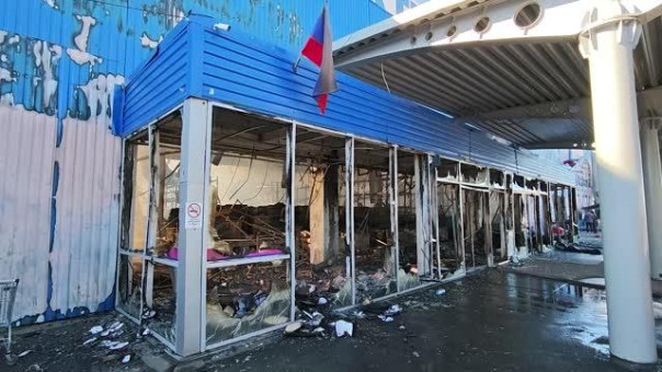ВСУ ударили по ТЦ в Мариуполе, в Горловке нанесли удары по автобусу и троллейбусу