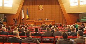 Депутаты парламента Крыма просят запретить на Украине деятельность партии "Свобода"