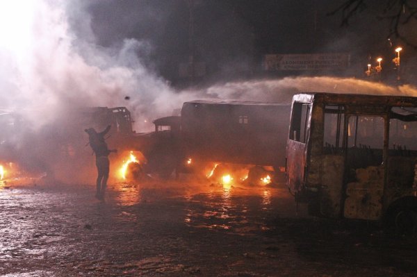 Киев в огне в фотографиях Reuters