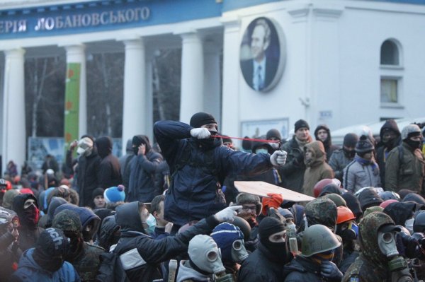 Киев в огне в фотографиях Reuters