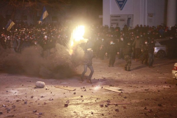 Киев в огне в фотографиях Reuters