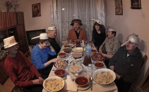 Кастрюли: на головах или вместо них? Владимир Скачко