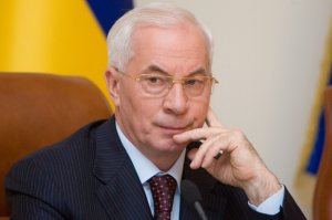 Азарову объявили бойкот в Давосе