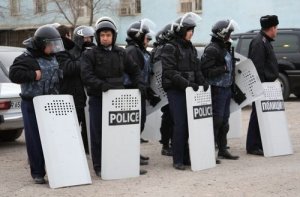 Что такое Чрезвычайное положение, и какие ограничения оно предполагает