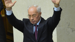 Президент Украины принял отставку Николая Азарова