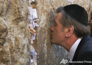 Шизофреники?