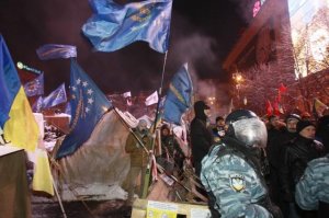 Не слишком ли рано территорию Украины посчитали шведским столом?