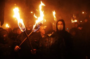 Националисты ночью разгромили два ресторана и компьютерный клуб