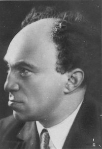 Почему осенью 1947-го Сталин окончательно решает произвести операцию „Чемодан - вокзал - Израиль”