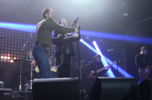 Активисты Правого сектора сорвали рок-концерт во Львове