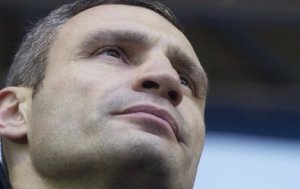 Кличко просит Запад срочно вмешаться и остановить "кровавого президента"