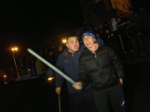 В Харькове на местный Майдан напали члены "Оплота", есть пострадавшие