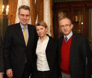 Животворящий посол США!