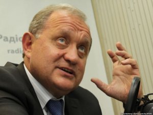 Верховный совет Крыма отправил в отставку правительство автономии