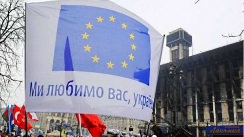 СМИ: Группа политтехнологов подготавливает информационные провокации на Украине