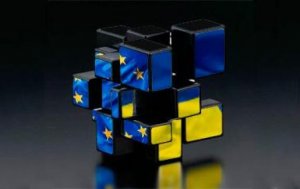 Помогая России…