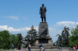 Севастопольская горгосадминистрация перешла на русский язык