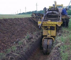 Украина отгораживается от России земляным валом