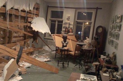 В Киеве разгромили приемную Богдана Бенюка